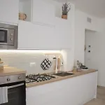 Vila Mara *